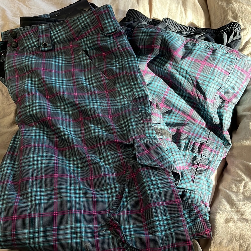 Burton snow pants